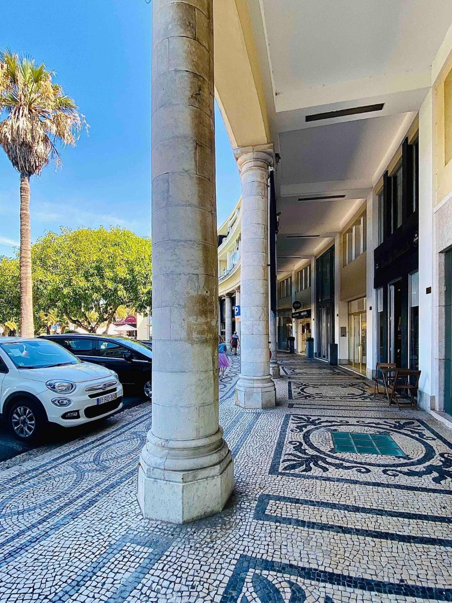 Sea View 2 Mins Walk To Beach And Estoril Casino Екстериор снимка